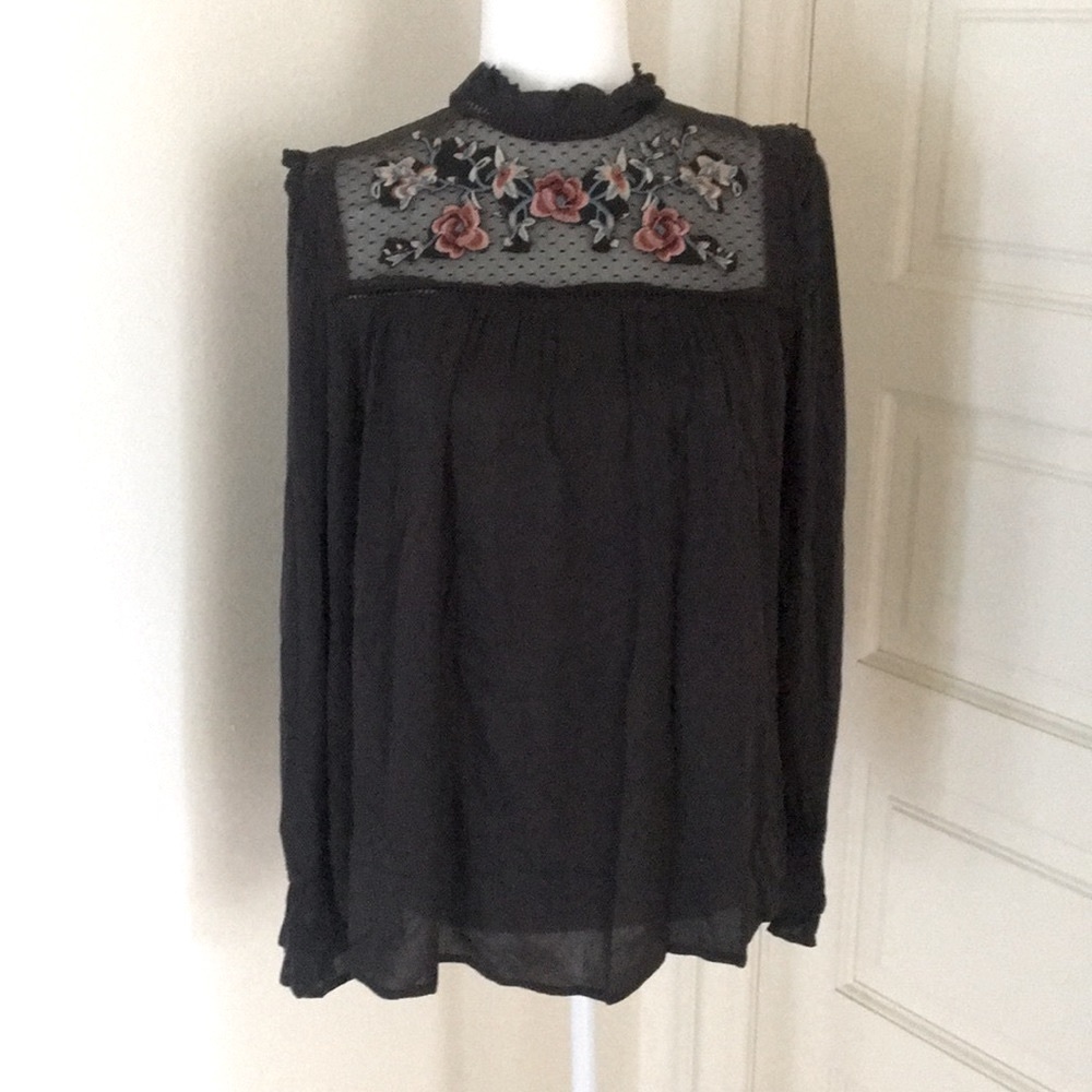 Altar’d State Boho Blouse. (S)